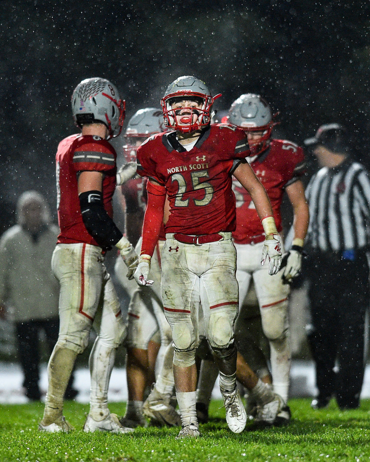 110119-qct-spt-ns-xavier-fball-038a.jpg